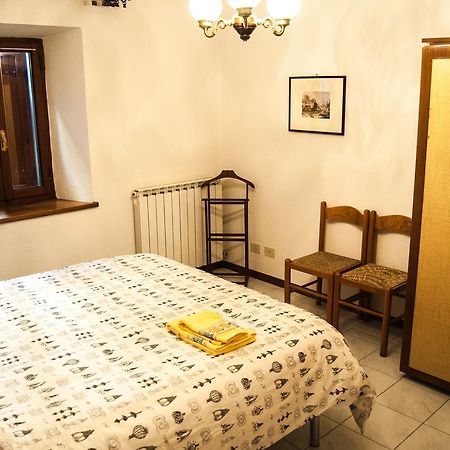 La Pietra Antica Albergo Diffuso Pieve Fosciana Esterno foto