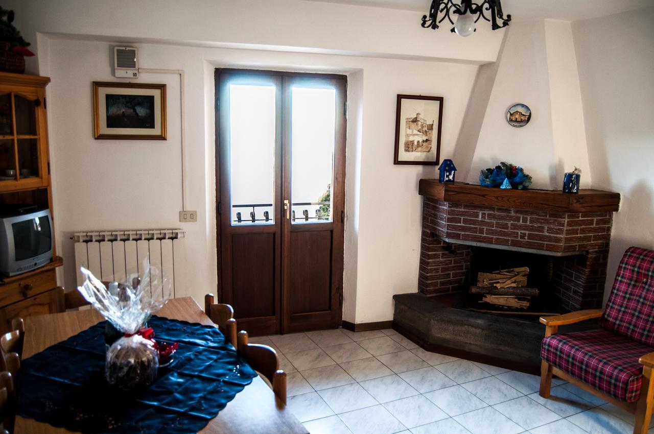 La Pietra Antica Albergo Diffuso Pieve Fosciana Esterno foto