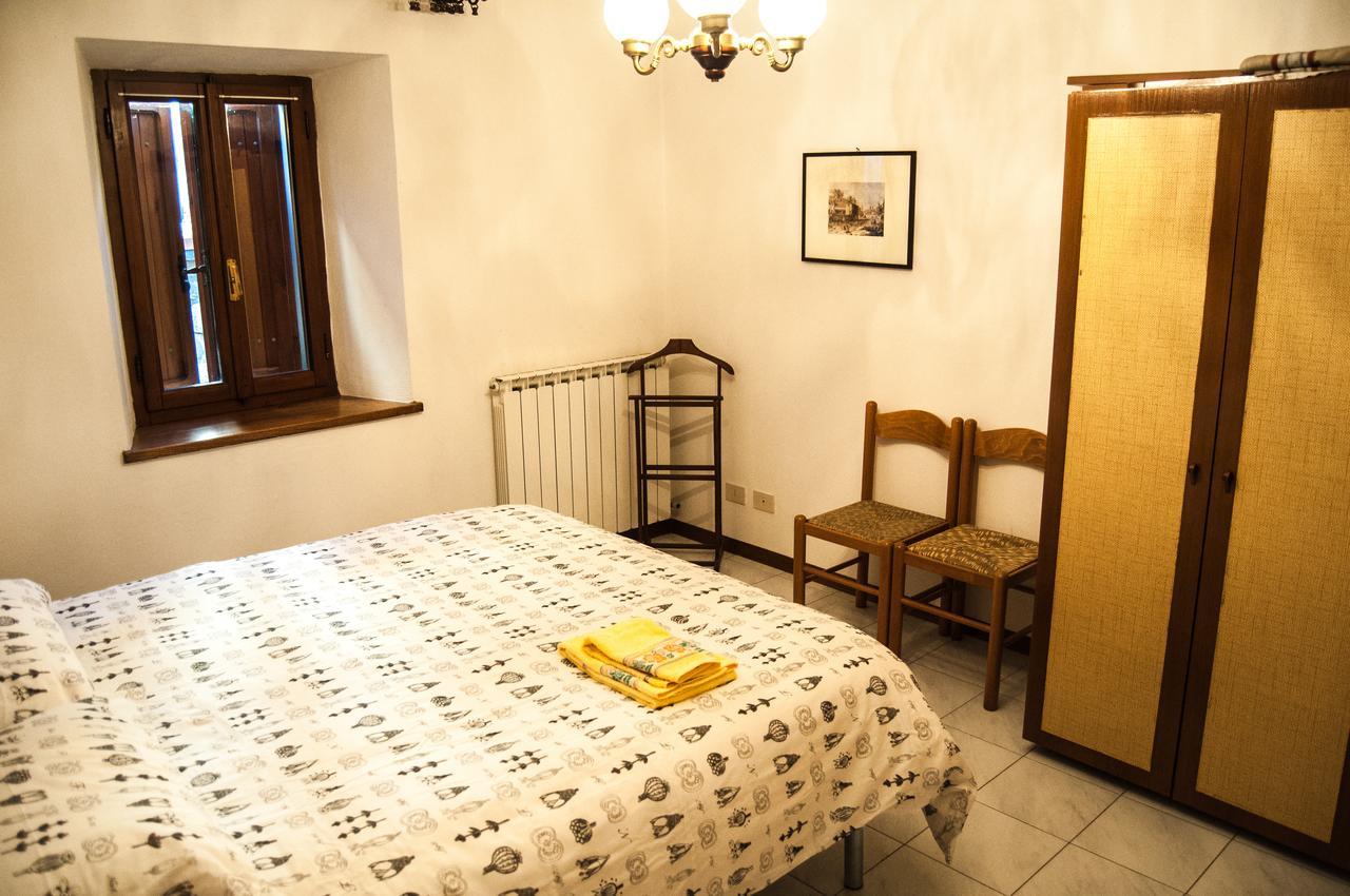 La Pietra Antica Albergo Diffuso Pieve Fosciana Esterno foto