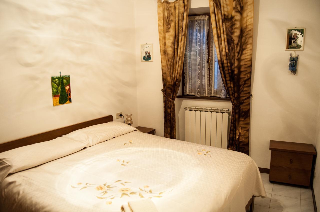 La Pietra Antica Albergo Diffuso Pieve Fosciana Esterno foto