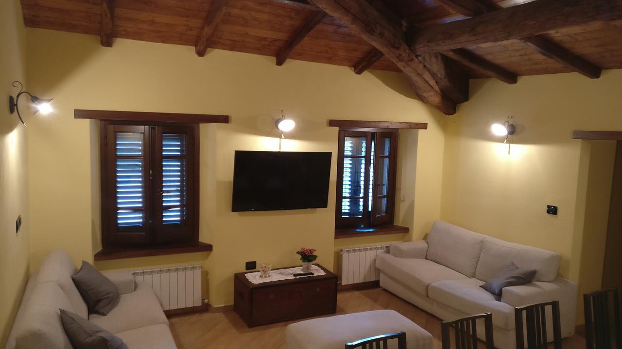 La Pietra Antica Albergo Diffuso Pieve Fosciana Esterno foto